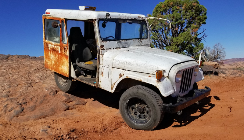 Illustration for article titled My $500 Two-Wheel Drive Postal Jeep Was a Beast Off-Road Until It Was Terrifying